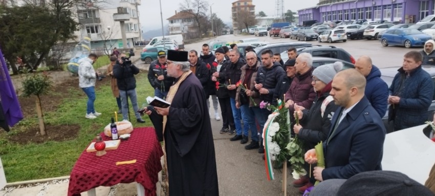 10 години от кончината на Трифон Иванов беше почетена във Велико Търново