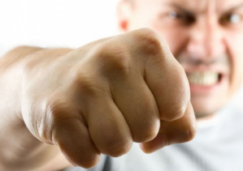 Двама шофьори се биха на пътя София - Варна край Велико Търново 