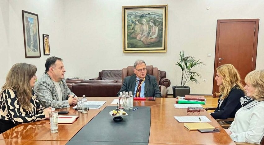 Кметът Даниел Панов поиска спешни мерки за недопускане на миризми от „Кроношпан“