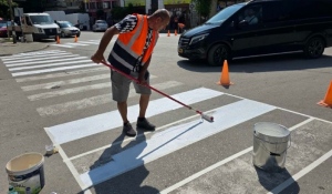 Заради полагане на маркировка се затварят новоизградените паркинги на ул. „Васил Априлов“ и ул. „Мано Тодоров“