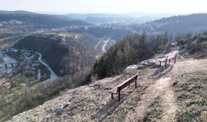 Облагородена е панорамната местност на „Гарга баир“