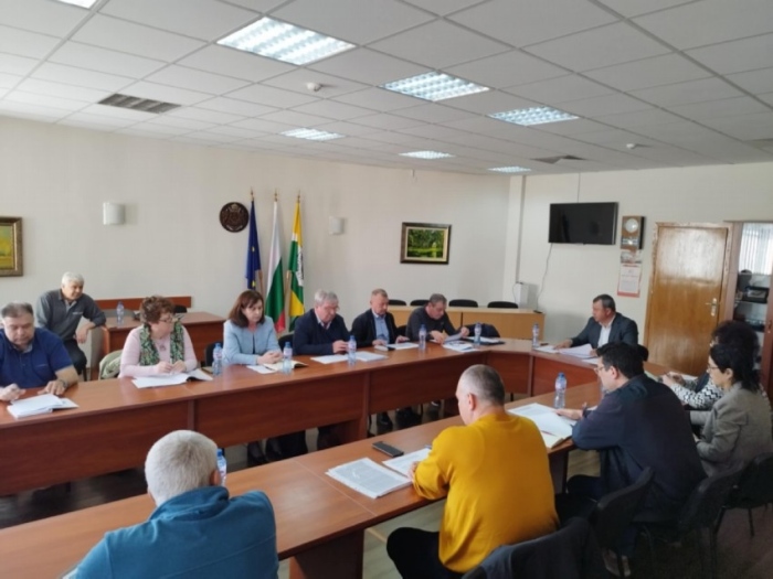 В Павликени определиха съставите на секционните комисии за предстоящите избори