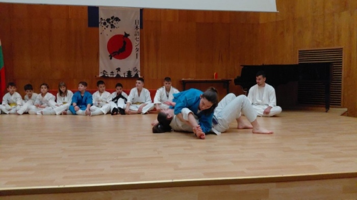 Състезатели по кудо демонстрираха уменията си пред посланика на Япония