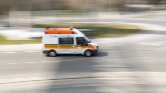 Камион блъсна възрастен пешеходец във Велико Търново