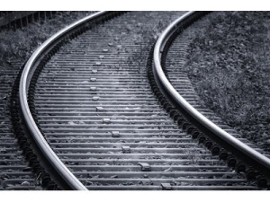 ОБНОВЕНА: Инцидент с влак край Трявна, има пострадали пътници