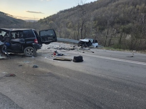 45-годишн мъж от Дъбово е загиналият при катастрофа в Прохода на Републиката