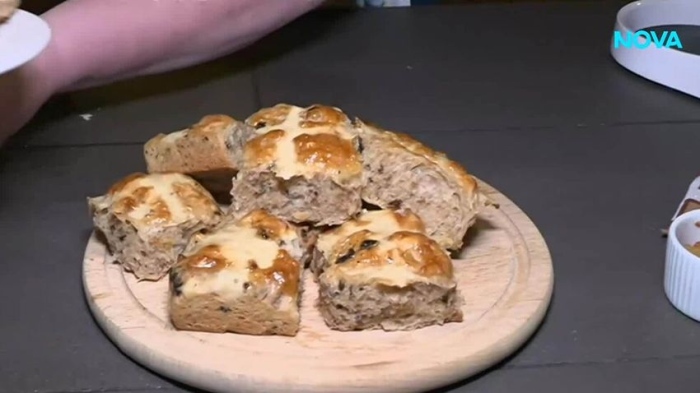 Първи фестивал на козунака в село Бутово събра чужденци и местни традиции