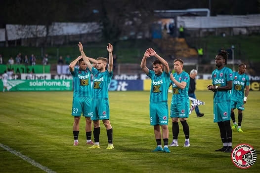 Футболистите на \