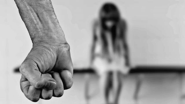 Задържаха двама мъже нанесли побой над жени във Велико Търново
