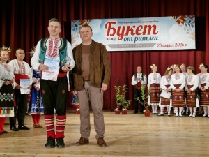 Фолклорният фестивал „Букет от ритми“ отдаде почит към своя основател Петя Петрова