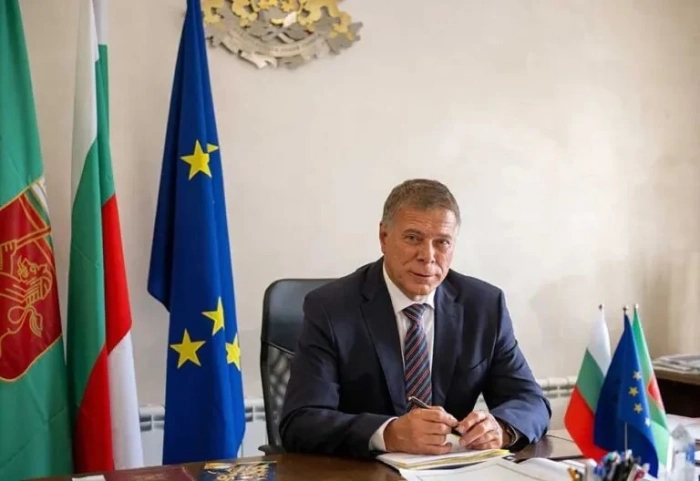 Кметът Николай Рашков иска болницата в Горна Оряховица да получи статут на защитена