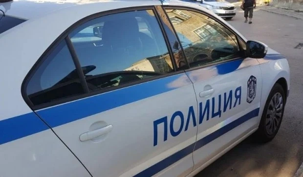 Задържаха психично болен вилнял в центъра на Велико Търново