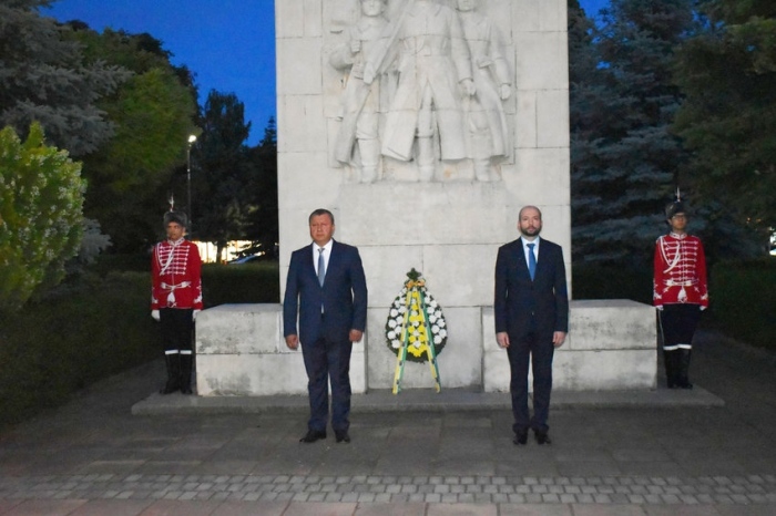Павликени се поклони пред паметта на Христо Ботев