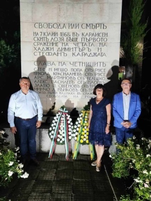 158 години от първата битка на Хаджи Димитър и Стефан Караджа отбелязаха в с. Караисен.