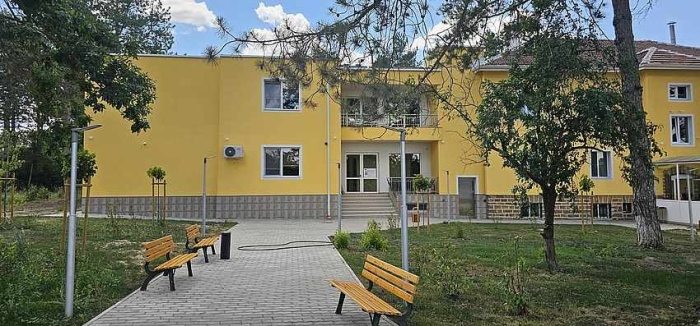 Община Павликени приключи успешно модернизацията на Дома за стари хора в Караисен