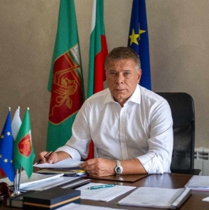 Кметът Николай Рашков официално поиска отвод на един от членовете на ОИК - Горна Оряховица