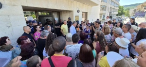 Поддръжници на кмета на Горна Оряховица Николай Рашков готвят нов протест пред съда във Велико Търново