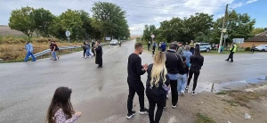 „През ден има катастрофи“: Протест заради опасното кръстовище в Обединение