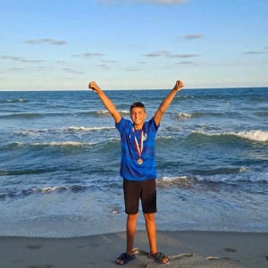 Отлично представяне на Калоян Младенов на Aqua Life Swimming Talents ’26 в Кранево