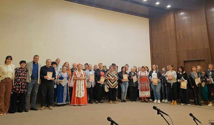 Общински преглед на самодейните състави при клубовете на пенсионера се проведе в навечерието на 1 октомври - Международен ден на възрастните хора